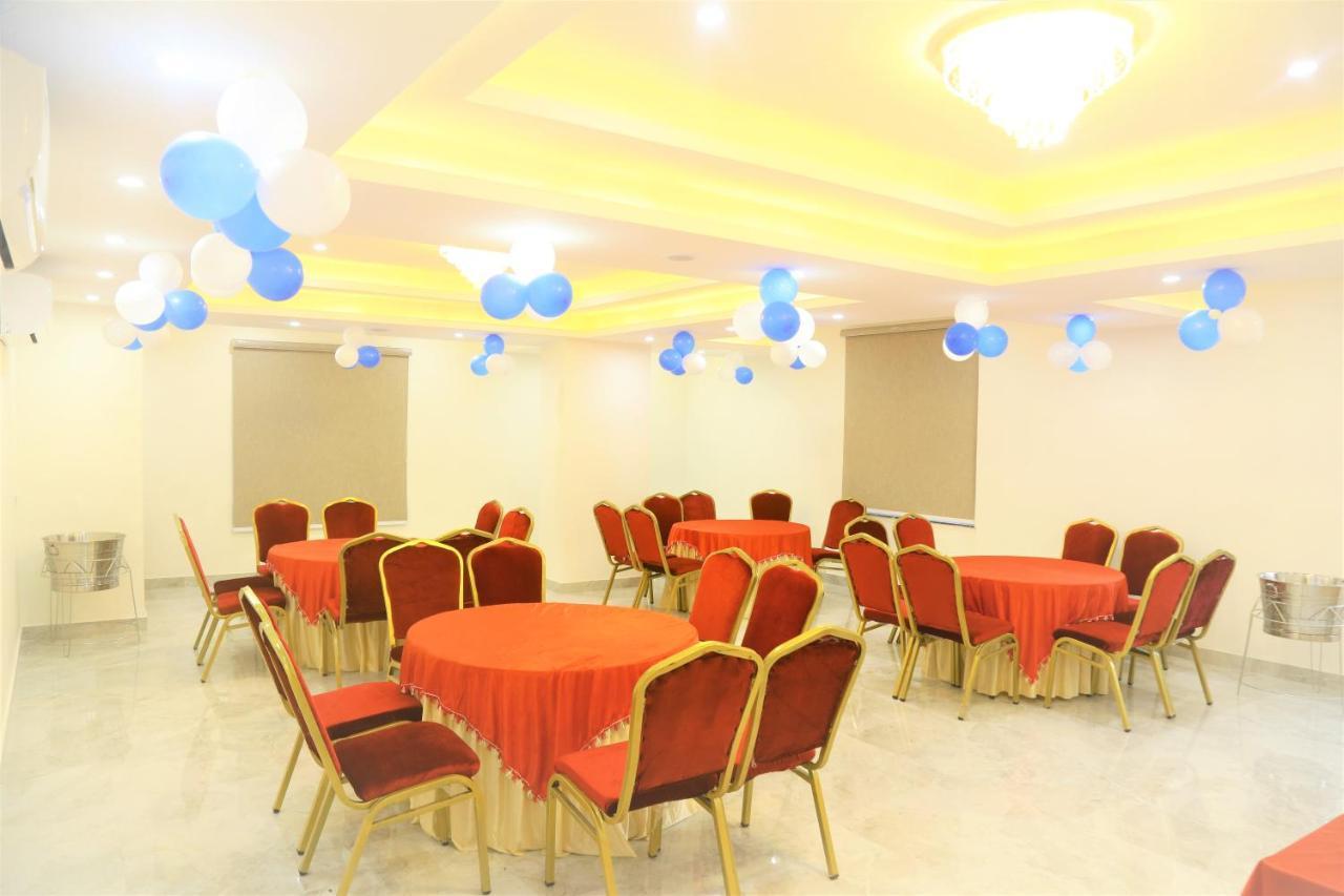 فندق The Eleganza Jhājra المظهر الخارجي الصورة